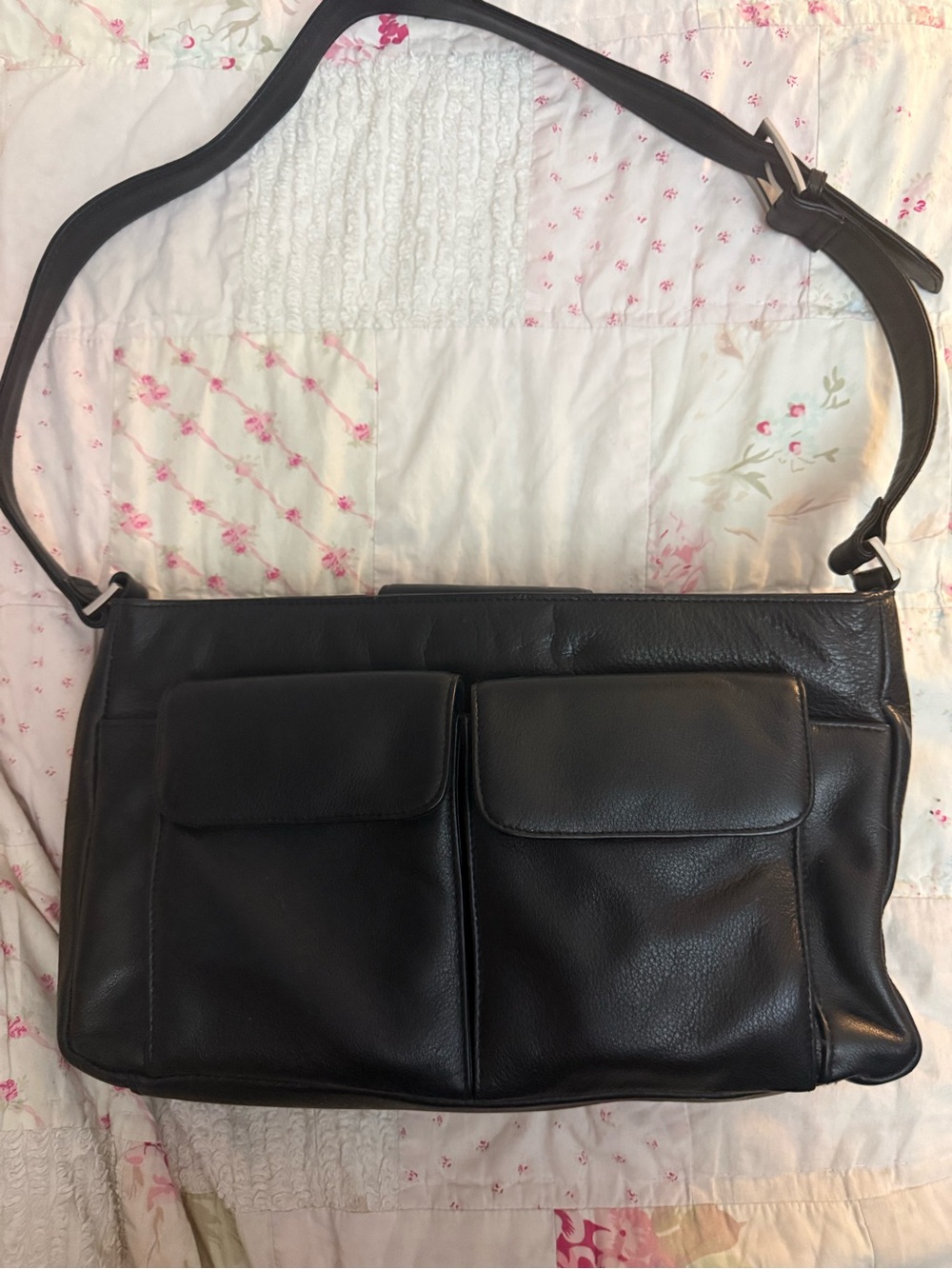 Preston & York Vintage Black Leather Shoulder Bag with Double Front Pockets